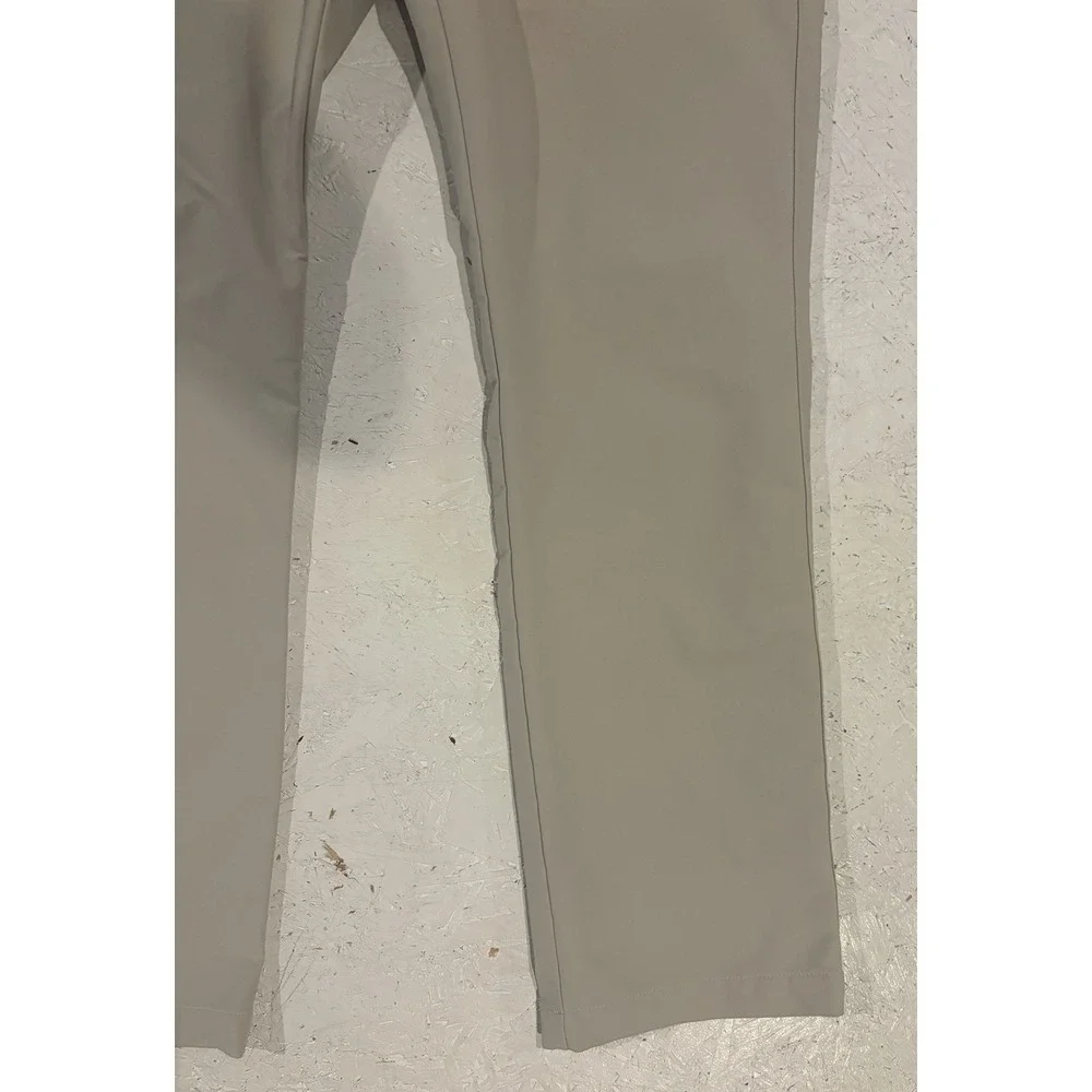 Under Armour Mens Match Play Golf Pants Khaki Tan Straight Leg 34x32 Stretch